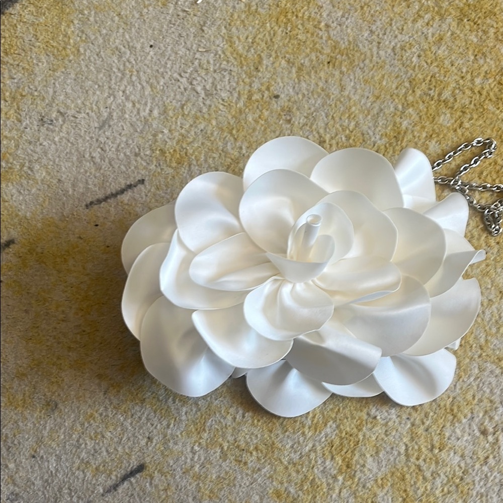 White Floral Satin Clutch